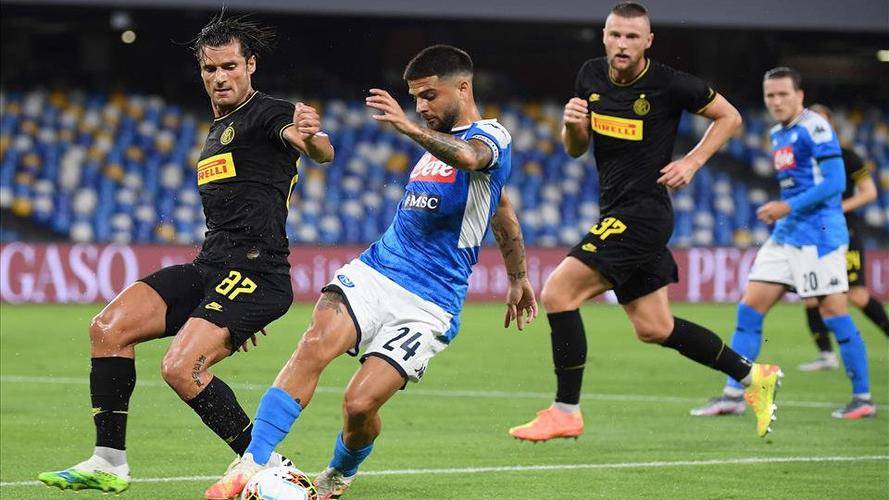 两人碰撞将 两人碰撞将