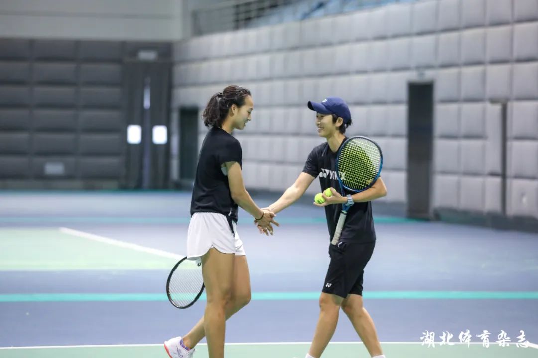 使得他迅速 使得他迅速